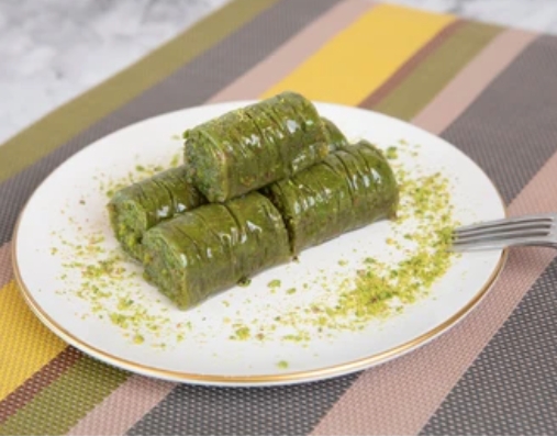 Taze Fırınlanmış 1000 Gr Fıstık Sarma Trabzon pasta